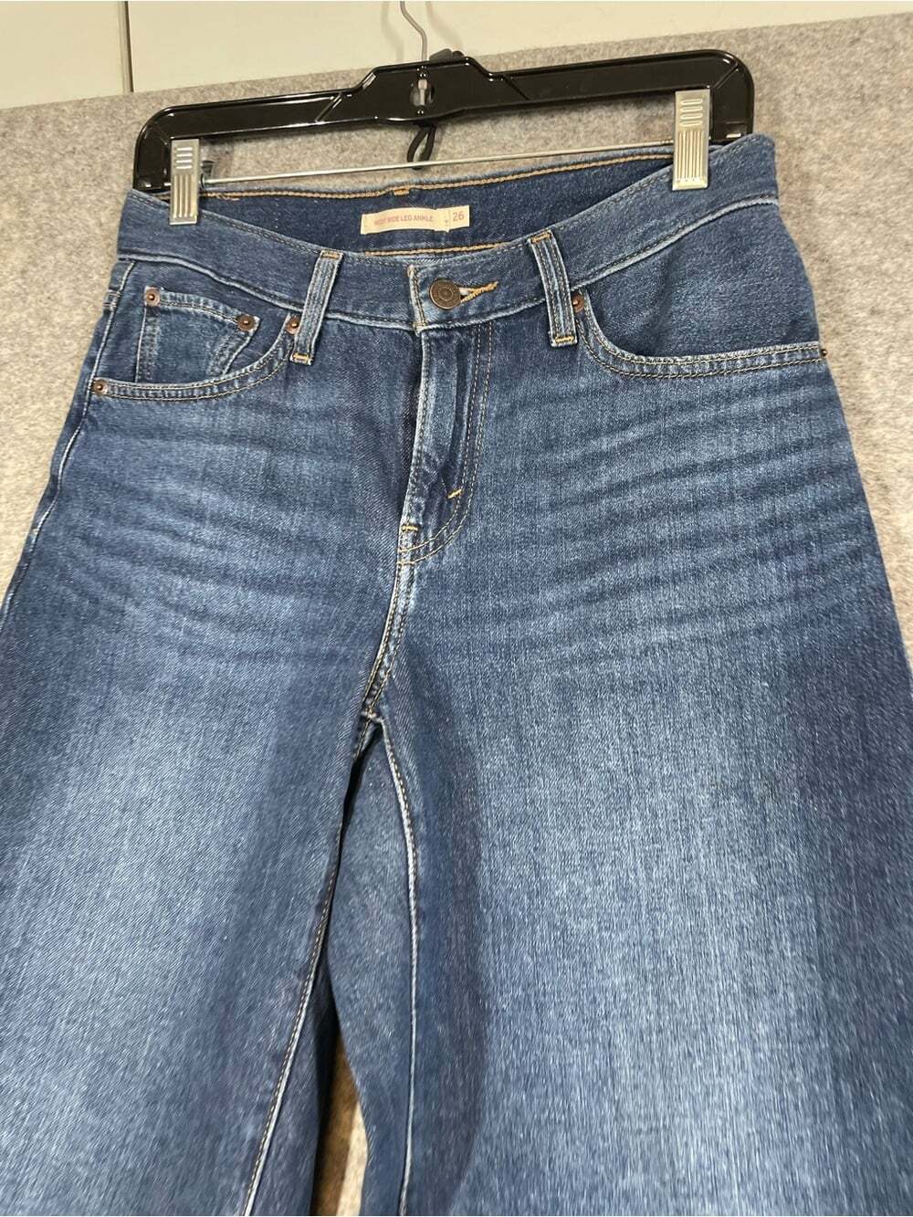 Levi’s Middy Wide Leg Sz 26 Wash Jeans High Rise Denim Y2K Comfy Casual Chic - Picture 3 of 15